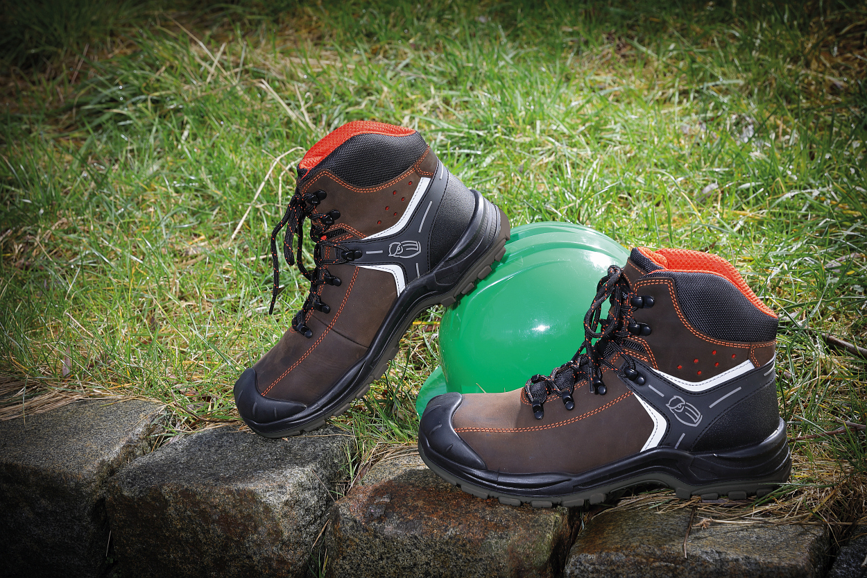 Stiefel niedrig L6310 Parma in Schwarz/Braun, Gr. 48 von Leibwächter