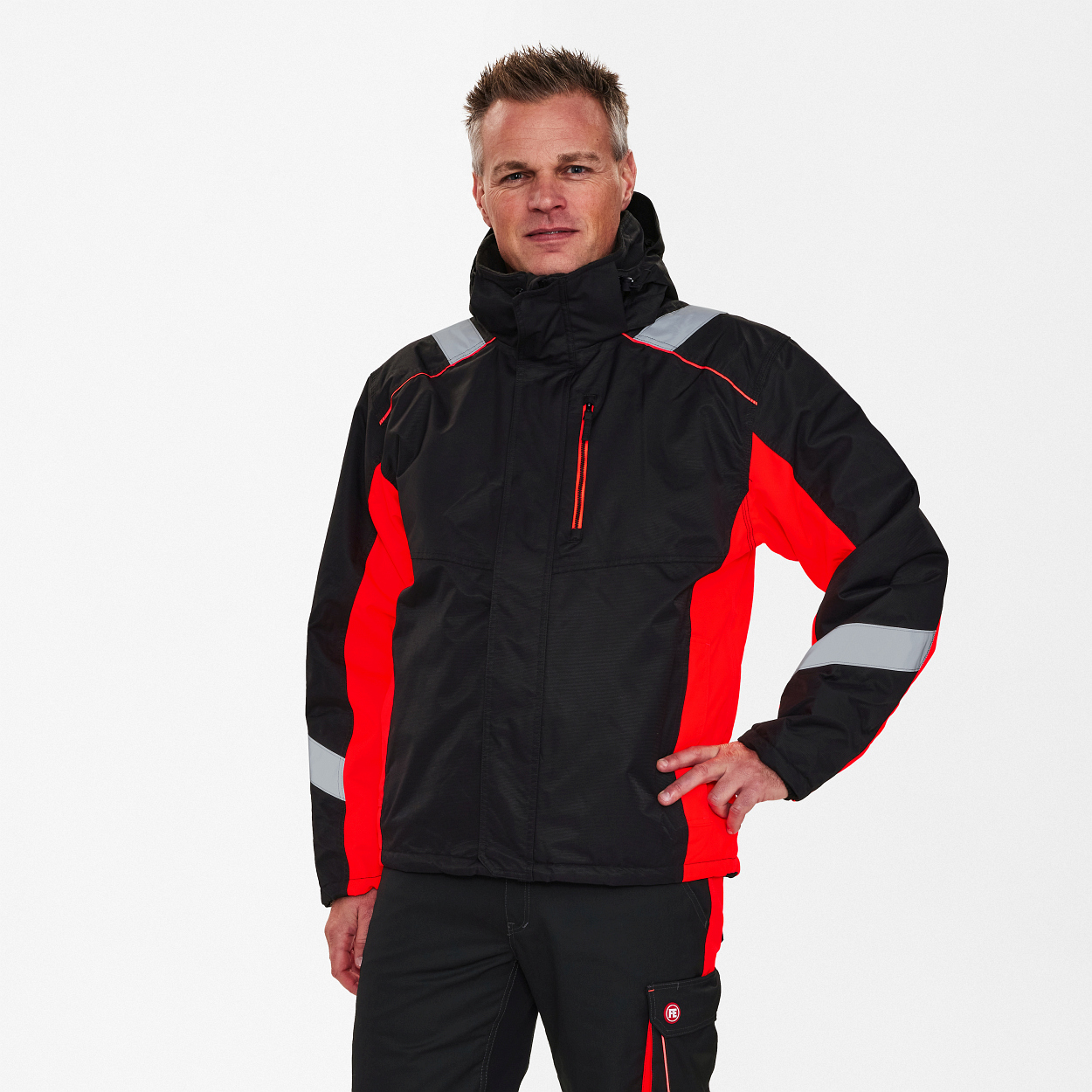 ENGEL Cargo Winterjacke in Schwarz/Rot, Größe XS