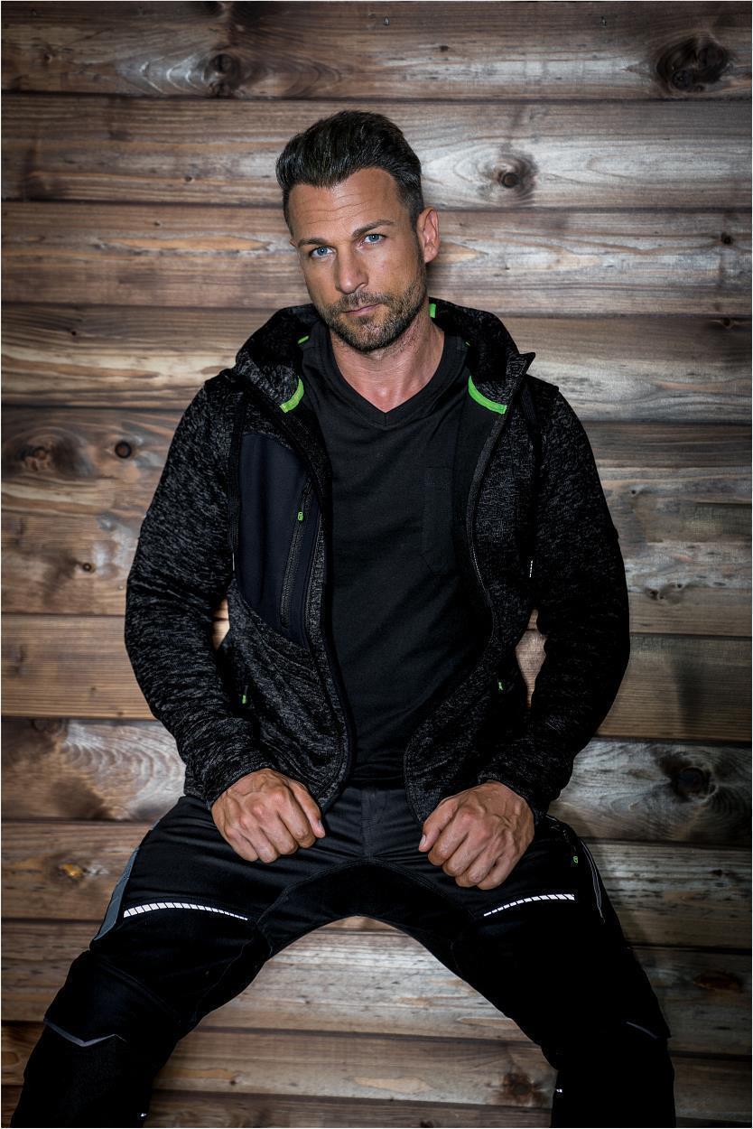 Strickjacke Casual Line Unisex Schwarz CASTJ, Gr. 2XL von Leibwächter