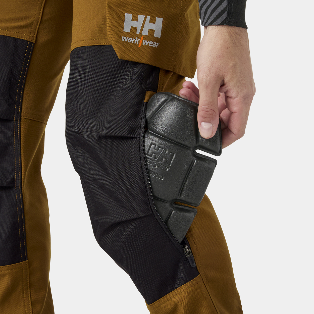 OXFORD 4X Cnct Hose "77395" in SADDLE, Größe C156 - Helly Hansen Workwear