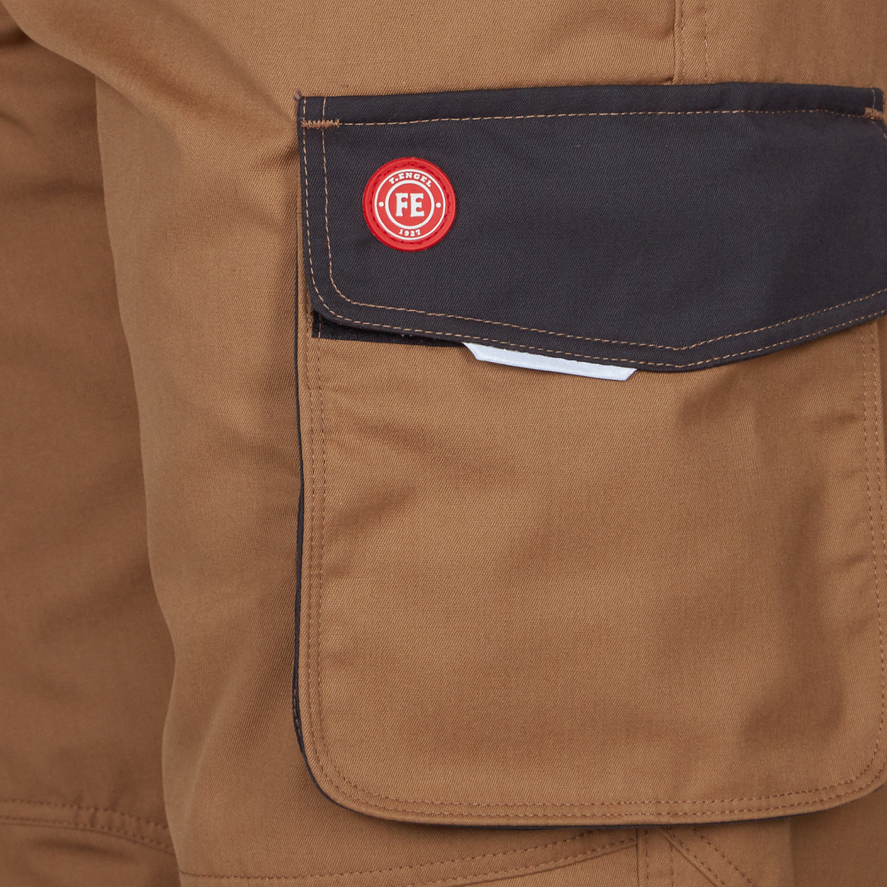 ENGEL Galaxy Light Latzhose in Toffee Brown/Anthrazit Grau, Größe 58