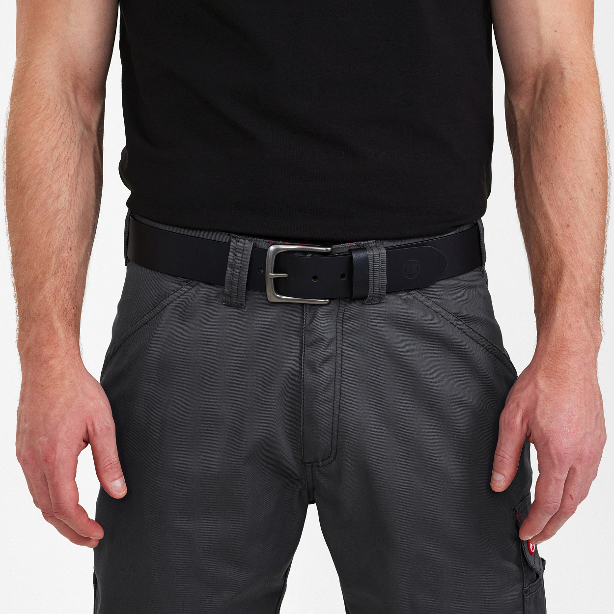 Ledergürtel in Schwarz, Größe 95