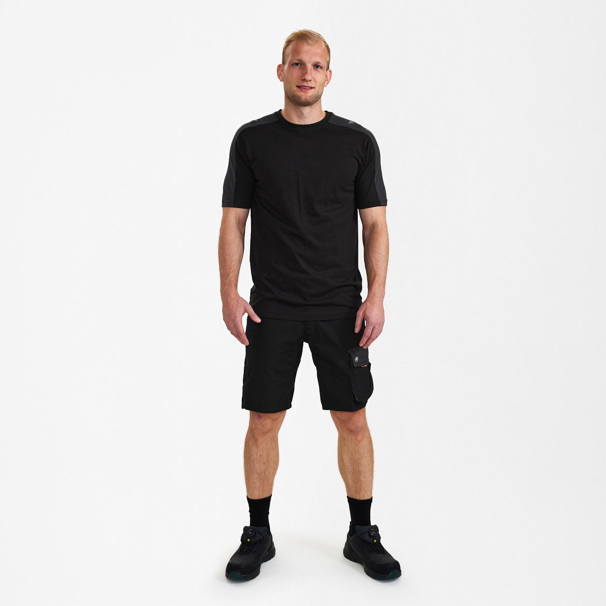 ENGEL Galaxy T-Shirt in Schwarz/Anthrazit Grau, Größe XS