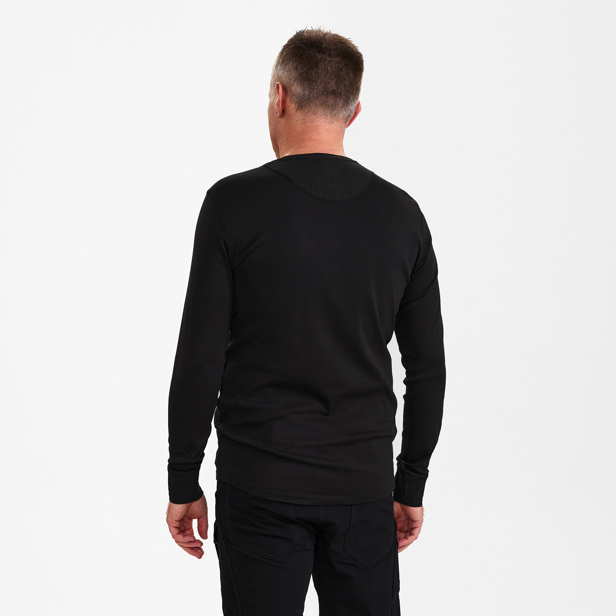 ENGEL Extend Grandad langarm-Shirt in Schwarz, Größe XS