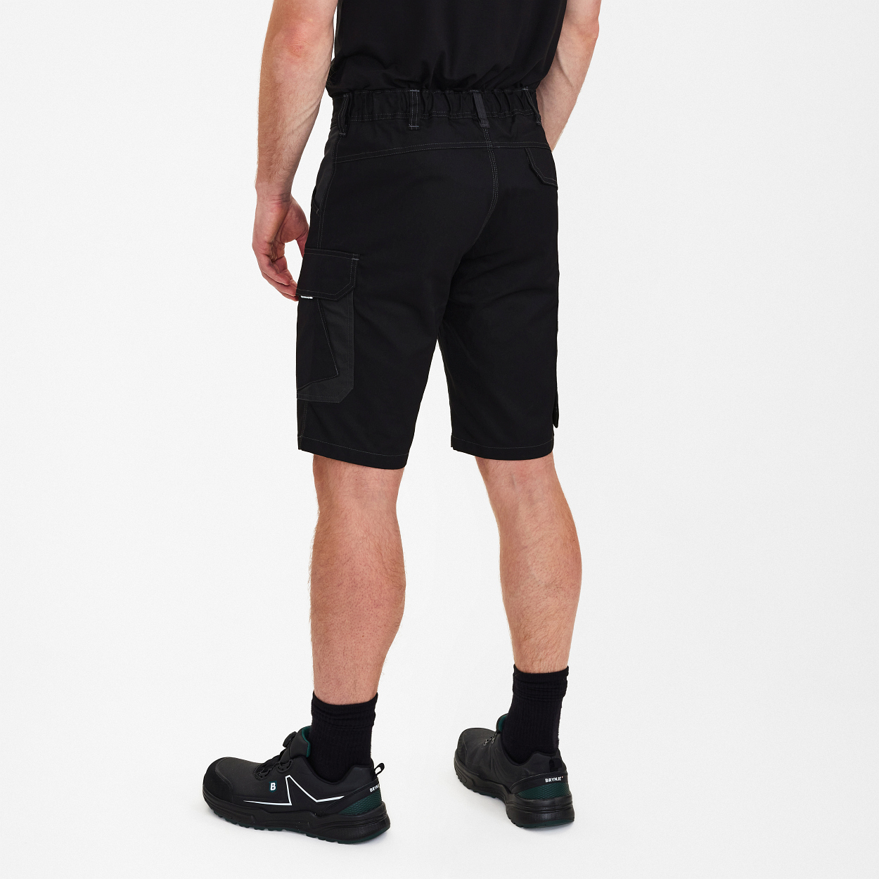 ENGEL Venture Shorts in Schwarz/Anthrazit Grau, Größe 54
