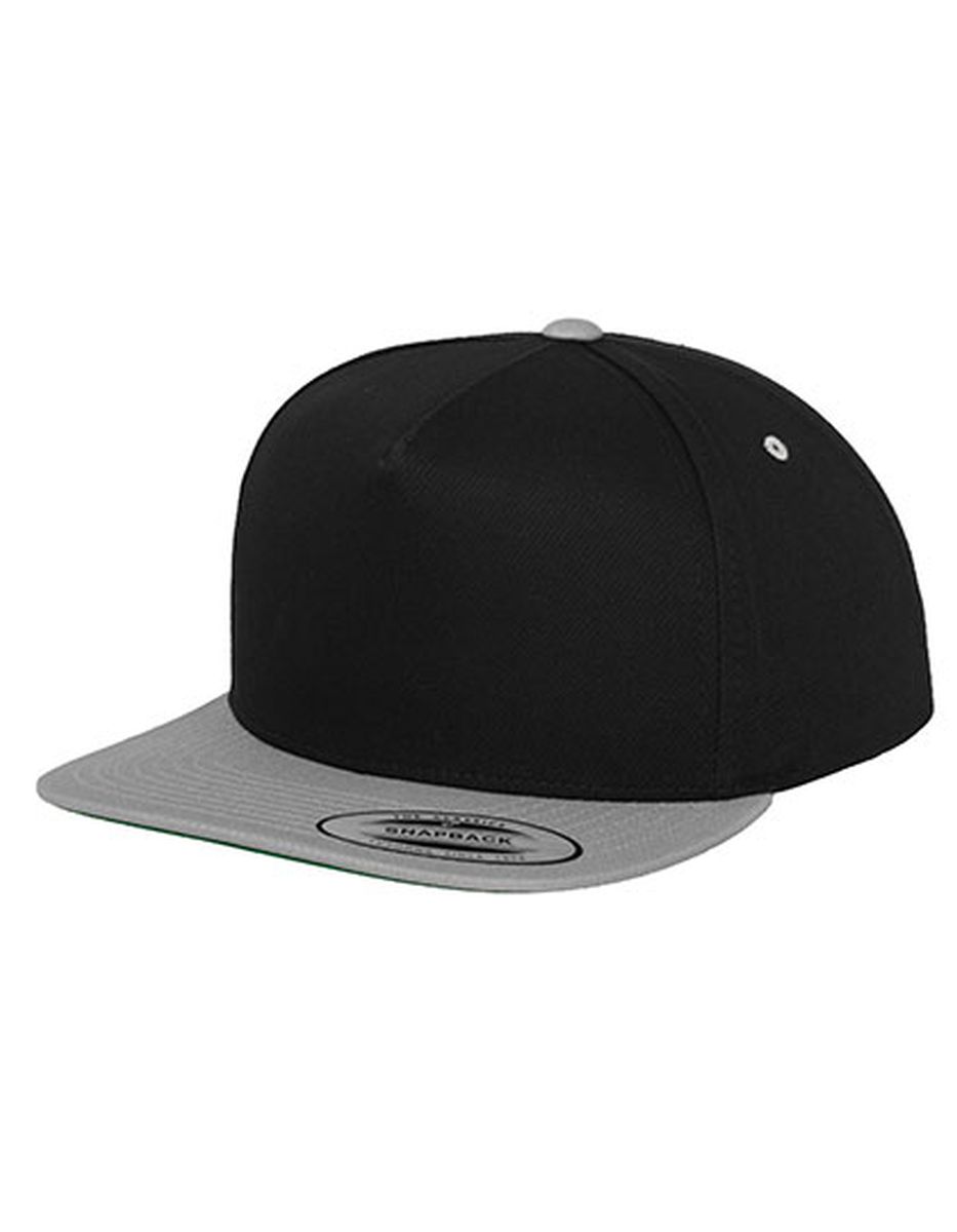 FLEXFIT Classic 5 Panel Snapback Cap in Black, Größe One Size