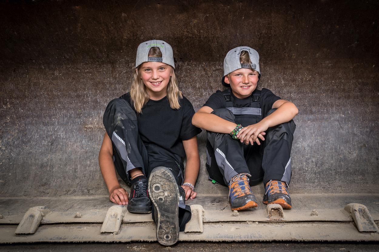 Kinder-Latzhose Flex Line Schwarz/Grau FLXKL, Gr. 158/164 von Leibwächter