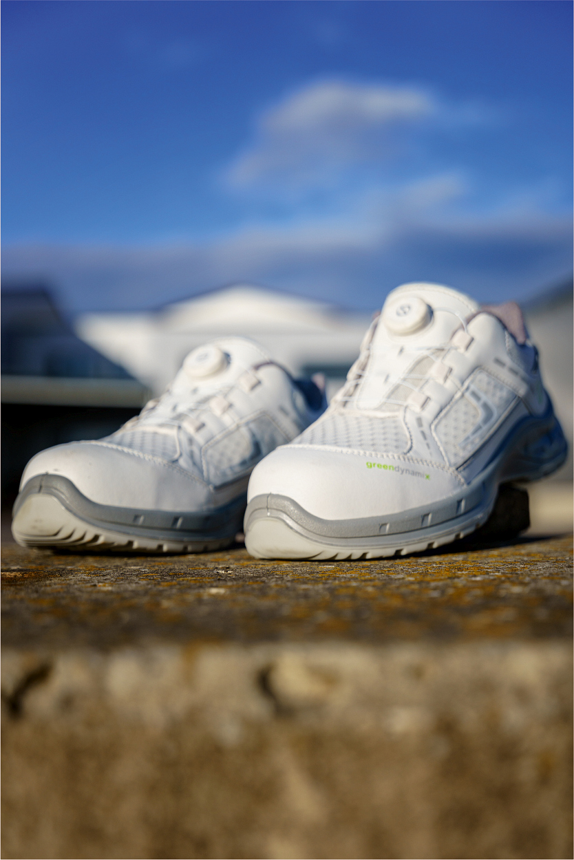 Halbschuh L3595 Lyon in Weiß/Grau, Gr. 47 von Leibwächter