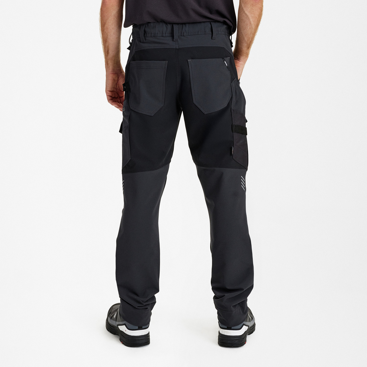 ENGEL Entire Arbeitshose mit 4-Wege-Stretch in Anthrazitgrau/Schwarz, Größe 26