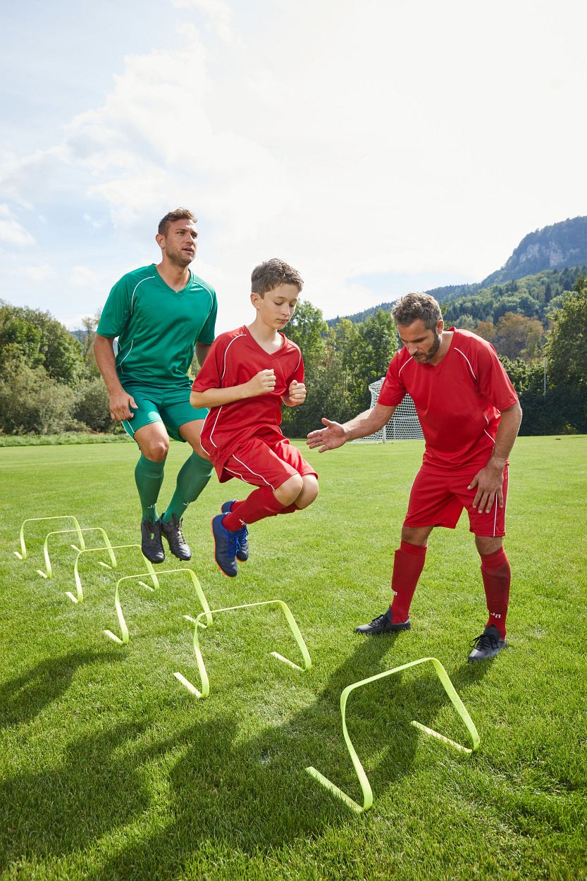 Basic Team Shorts Junior "JN387K" in White/Black, Größe 2XL - Daiber