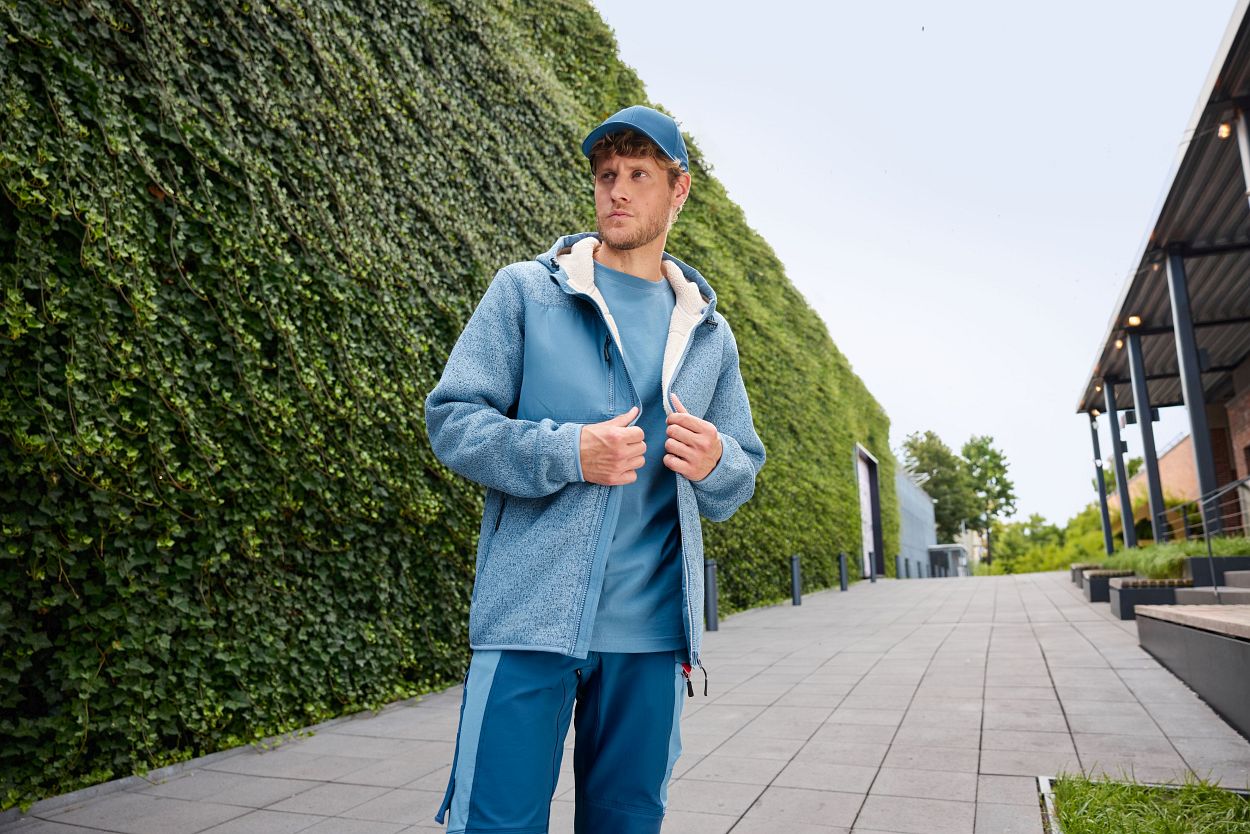 Workwear Knitted Fleece Jacket "JN1874" in Steel-Blue-Melange/Nature, Größe 4XL - Daiber