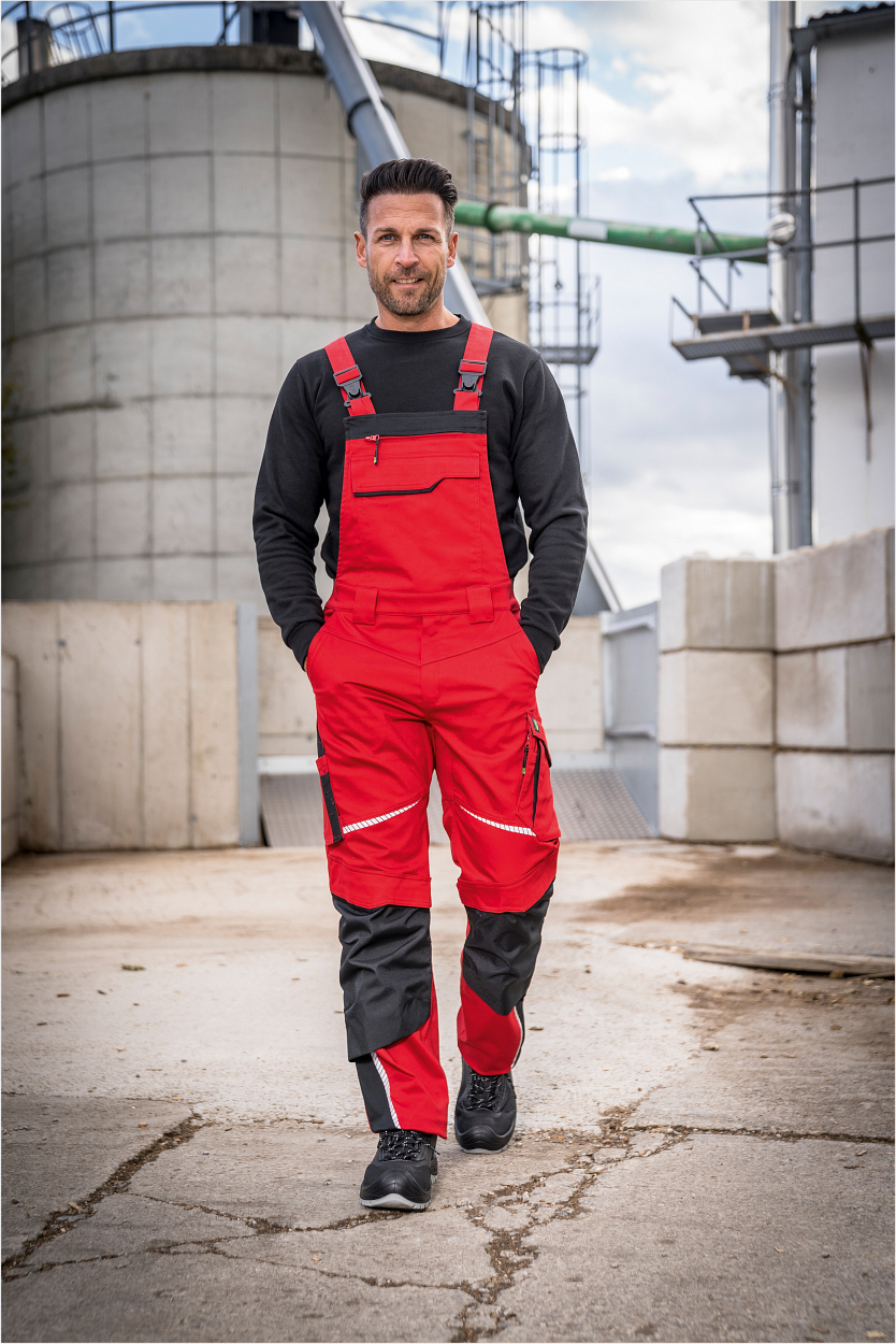 Latzhose Flex Line Rot/Schwarz FLEXL, Gr. 102 von Leibwächter Latzhose Flex Line Rot/Schwarz FLEXL, Gr. 98 von Leibwächter