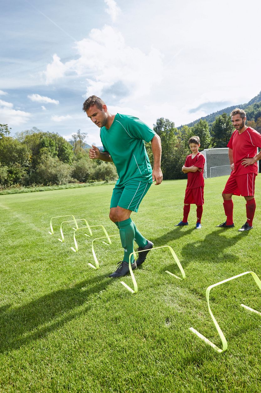 Basic Team Shorts "JN387" in White/Black, Größe 2XL - Daiber