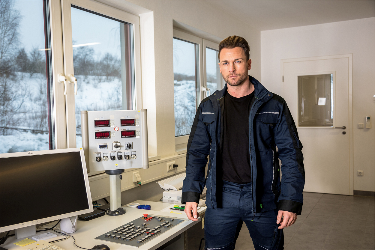 Bundjacke Flex Line Marine/Schwarz FLEXJ, Gr. 2XL von Leibwächter