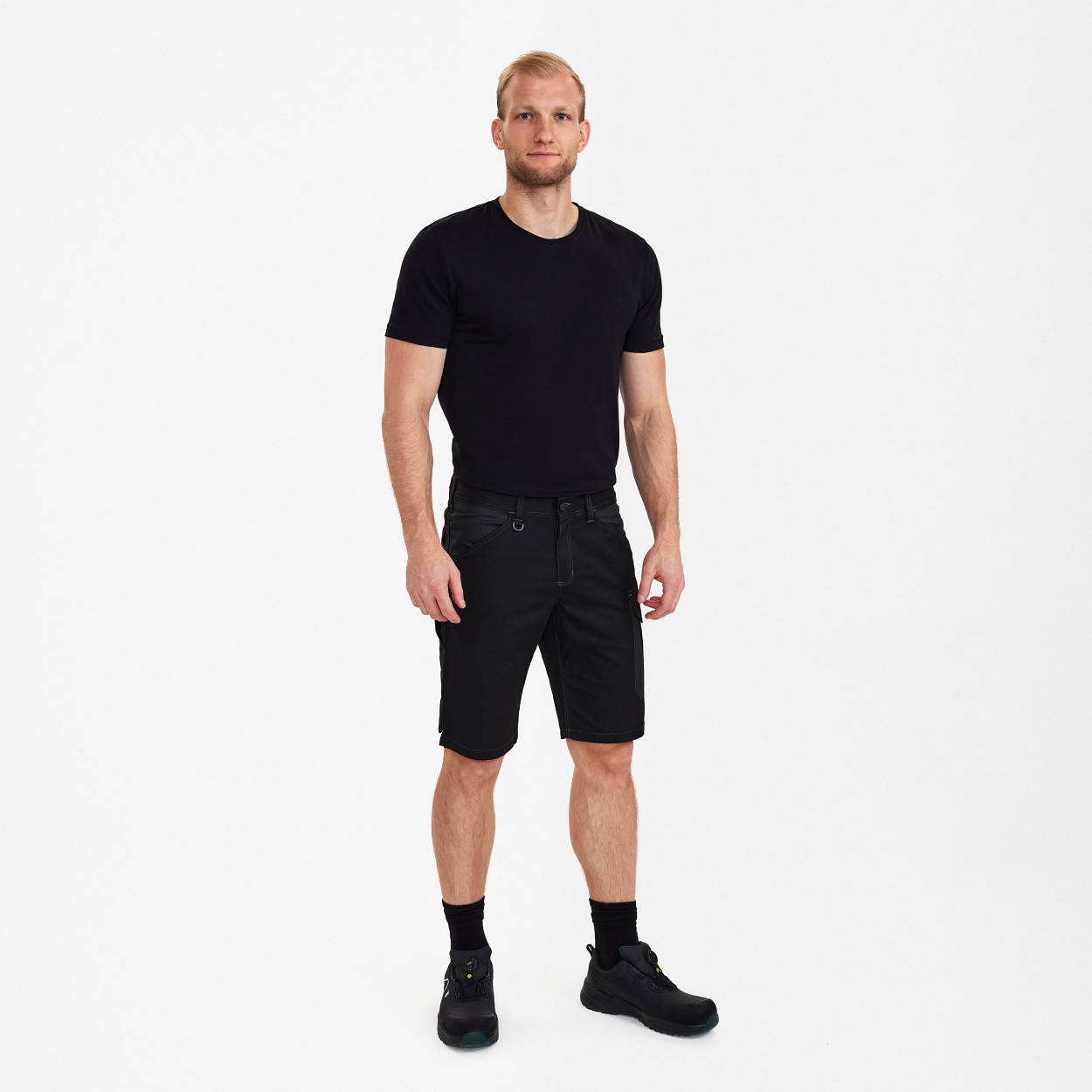 ENGEL Venture Shorts in Schwarz/Anthrazit Grau, Größe 54