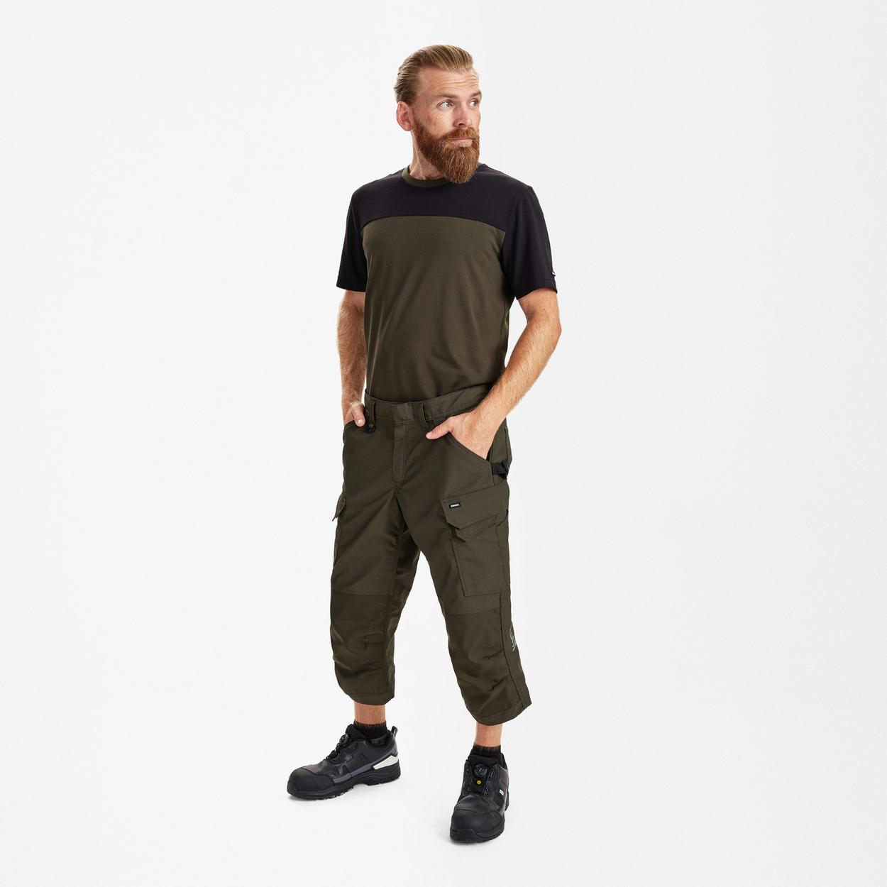 ENGEL Entire 3/4-Hose mit 2-Wege-Stretch in Forest Green, Größe 54