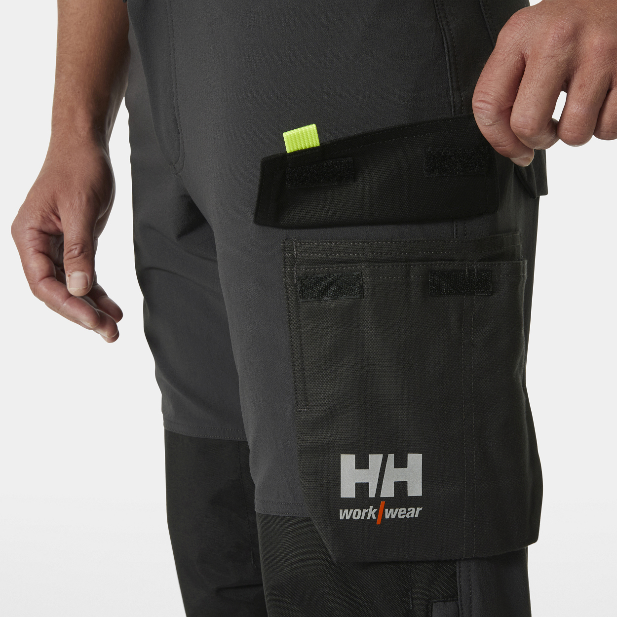 OXFORD 4X Cnct Hose "77395" in EBONY, Größe C156 - Helly Hansen Workwear