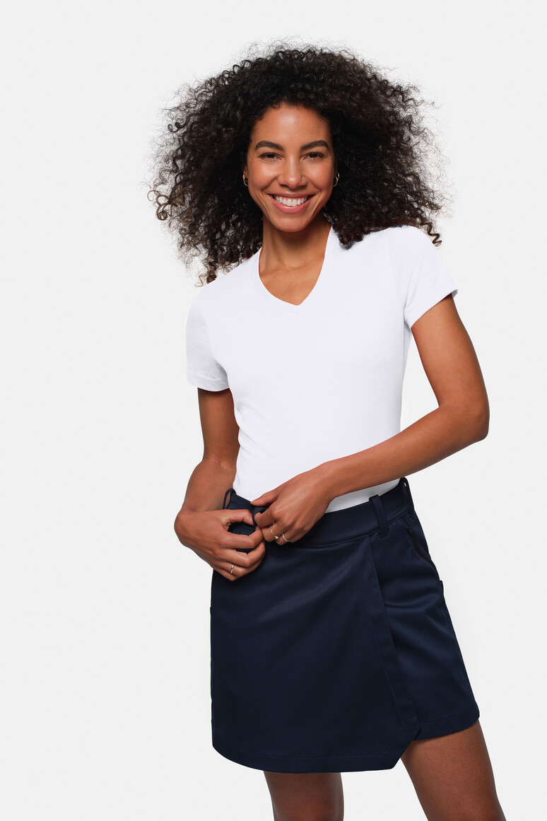 HAKRO 181 Damen V-Shirt MIKRALINAR® in Weiß, Größe 6XL