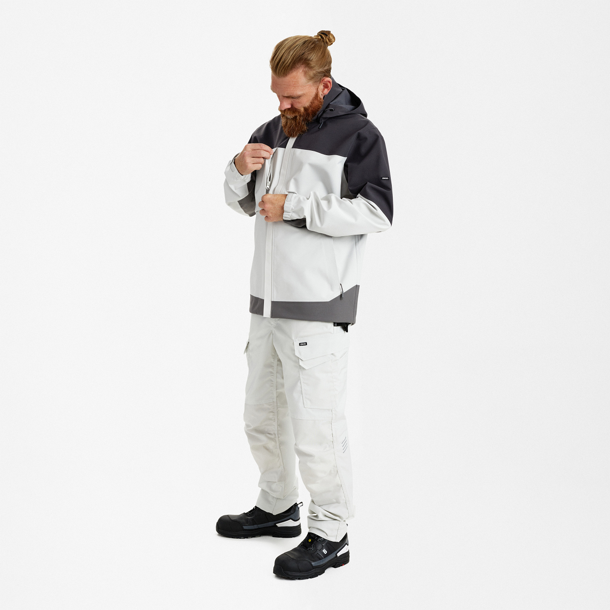 ENGEL Entire Shelljacke in Bone White / Anthracite Grey, Größe XS