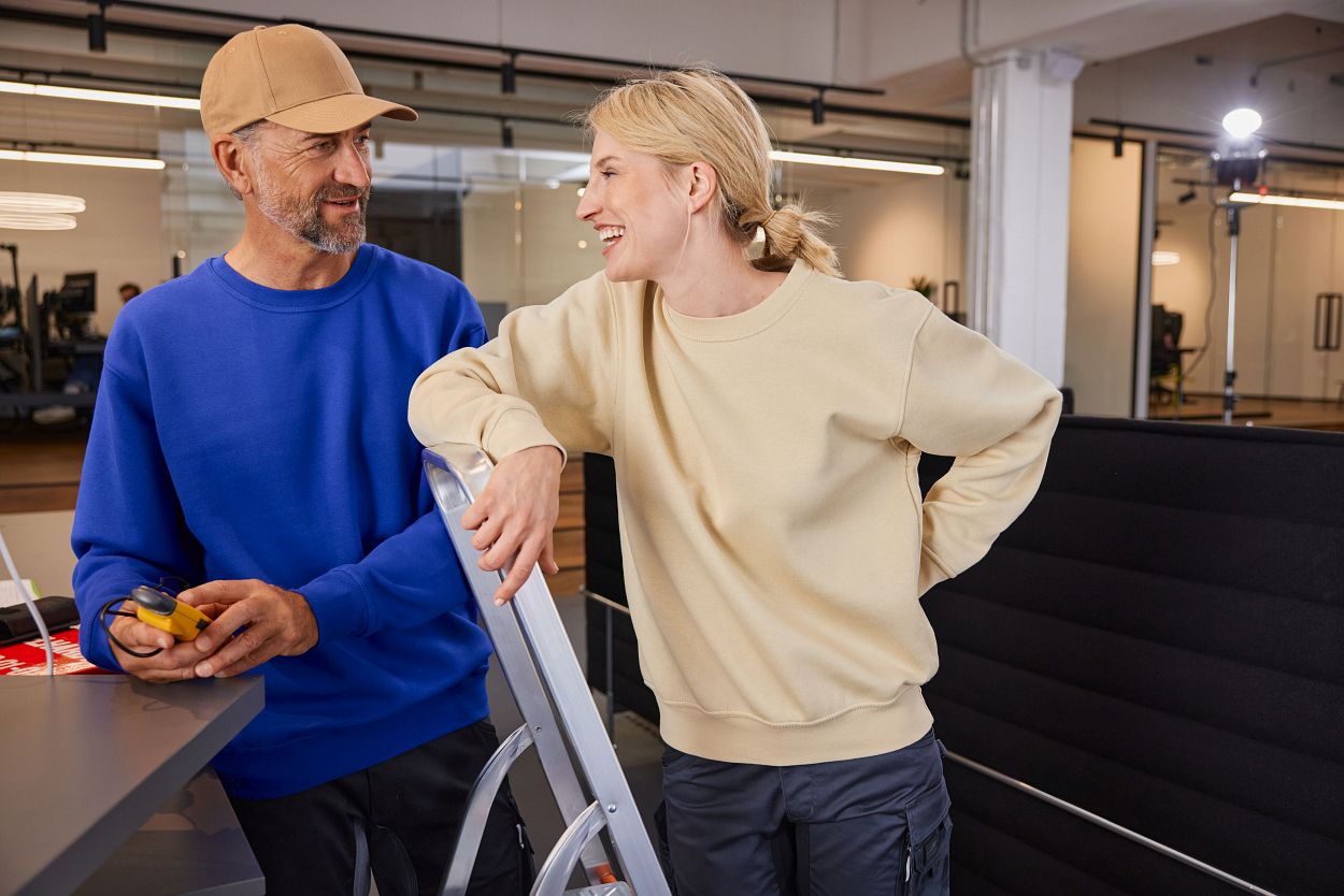 Workwear Sweatshirt "JN840" in Steel-Blue, Größe 6XL - Daiber