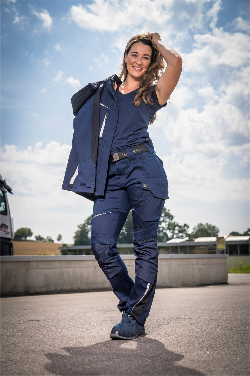 Damen Softshelljacke Flex Line Marine/Schwarz FLXDS, Gr. 52 von Leibwächter