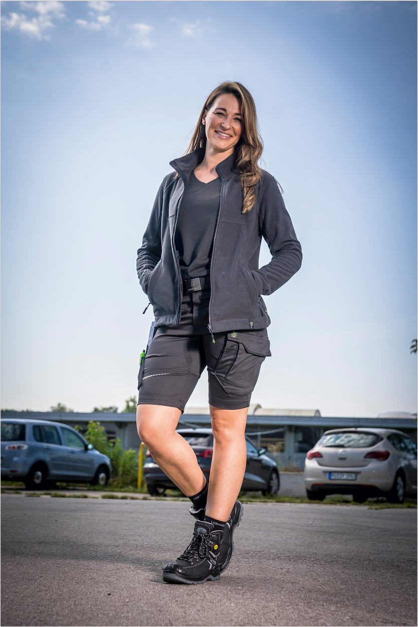 Damen-Shorts FLXDK28 Flex Line in Anthrazit/Schwarz, Gr. 36 von Leibwächter Damen-Shorts FLXDK28 Flex Line in Anthrazit/Schwarz, Gr. 52 von Leibwächter