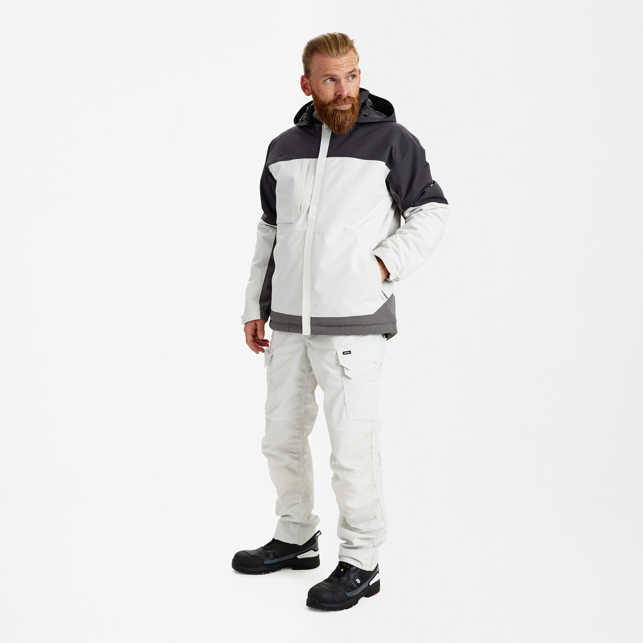 ENGEL Entire Winterjacke in Bone White / Anthracite Grey, Größe 2XL