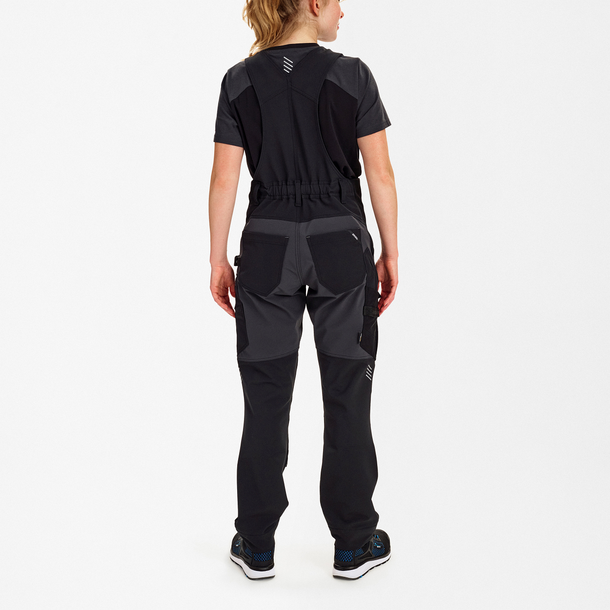 ENGEL Entire Damen Latzhose mit 4-Wege-Stretch in Schwarz/Anthrazit Grau, Größe 48