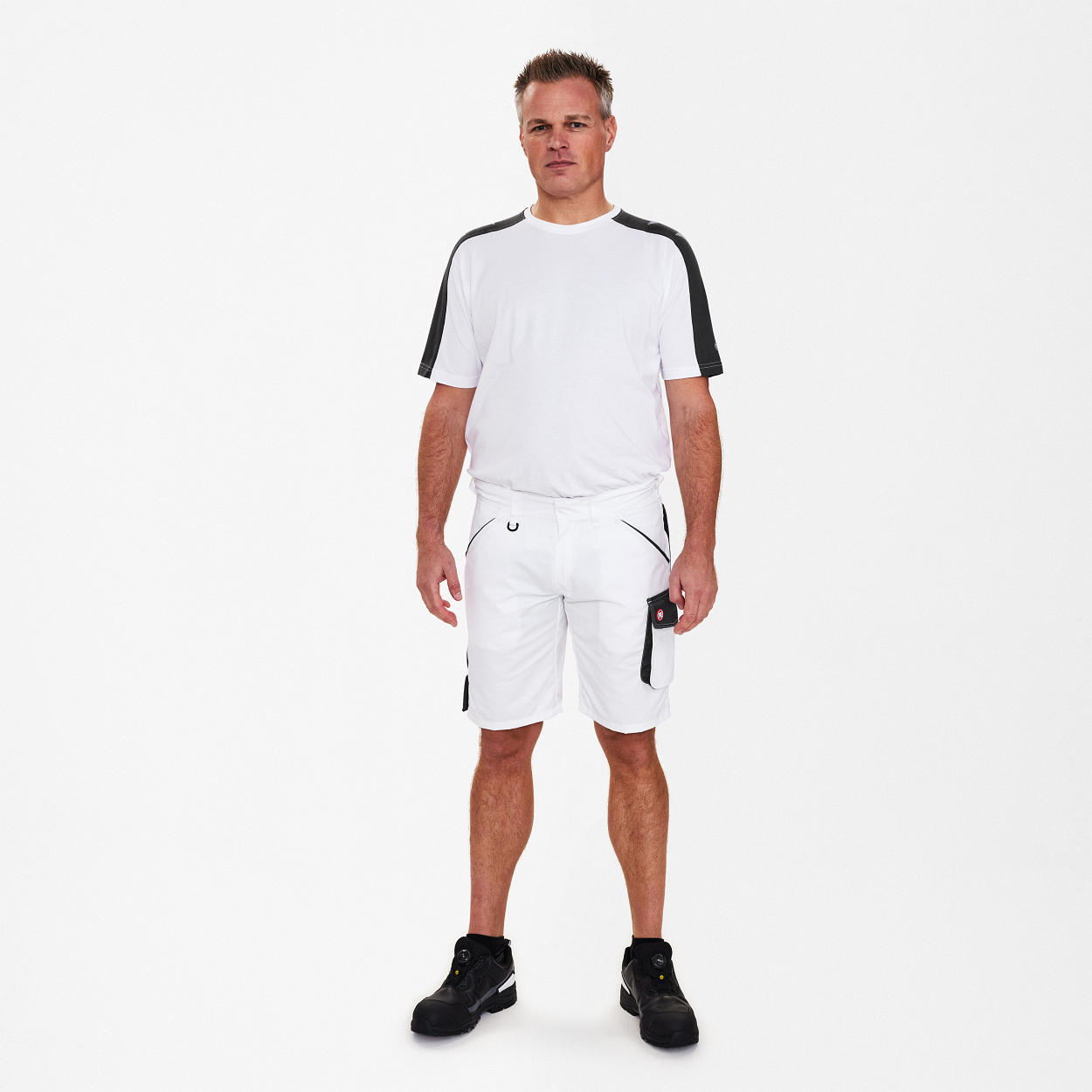 ENGEL Galaxy Light Shorts in Weiss/Anthrazit Grau, Größe 54