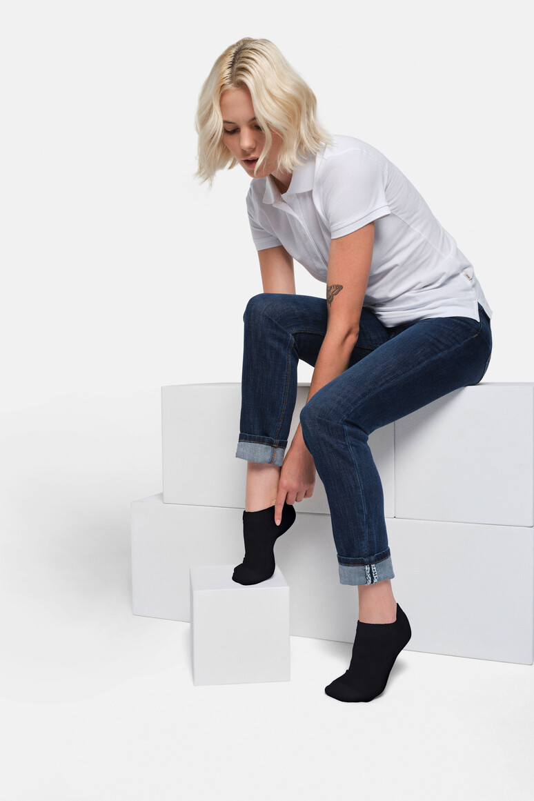 HAKRO 973 Sneaker Socken Essentials in Schwarz, Größe S