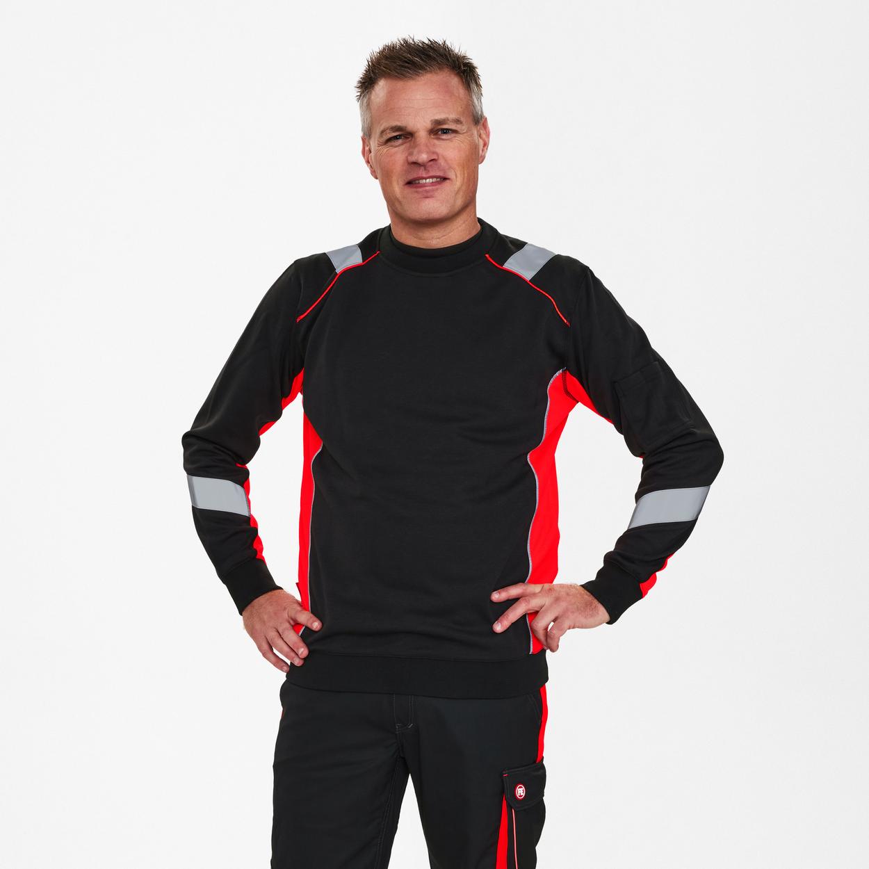 ENGEL Cargo Sweatshirt in Schwarz/Rot, Größe XS