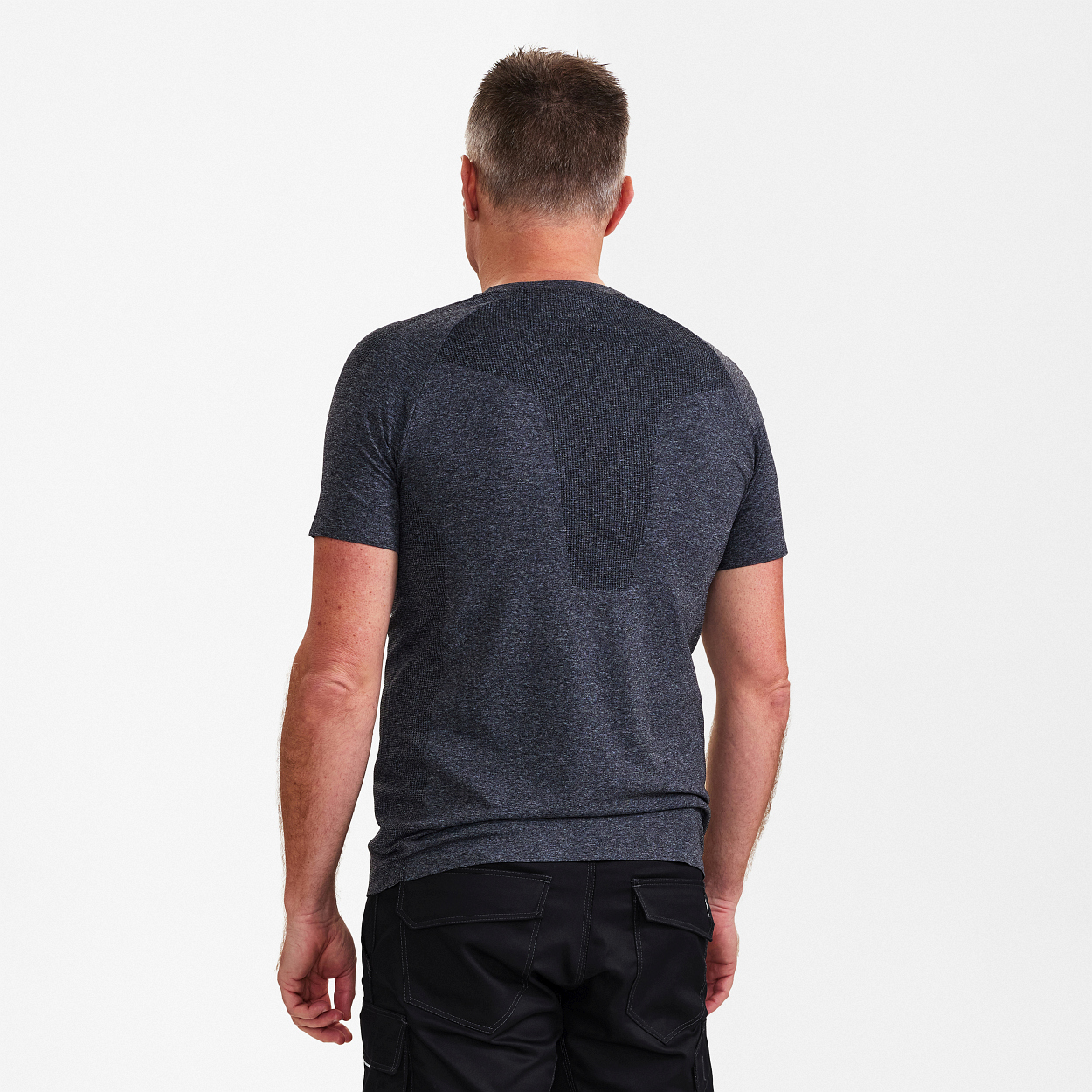 ENGEL X-treme seamless T-Shirt in Black Melange, Größe S/M