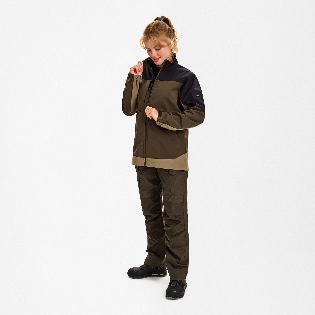 ENGEL Entire Damen Softshelljacke in Forest Green/Schwarz, Größe 3XL