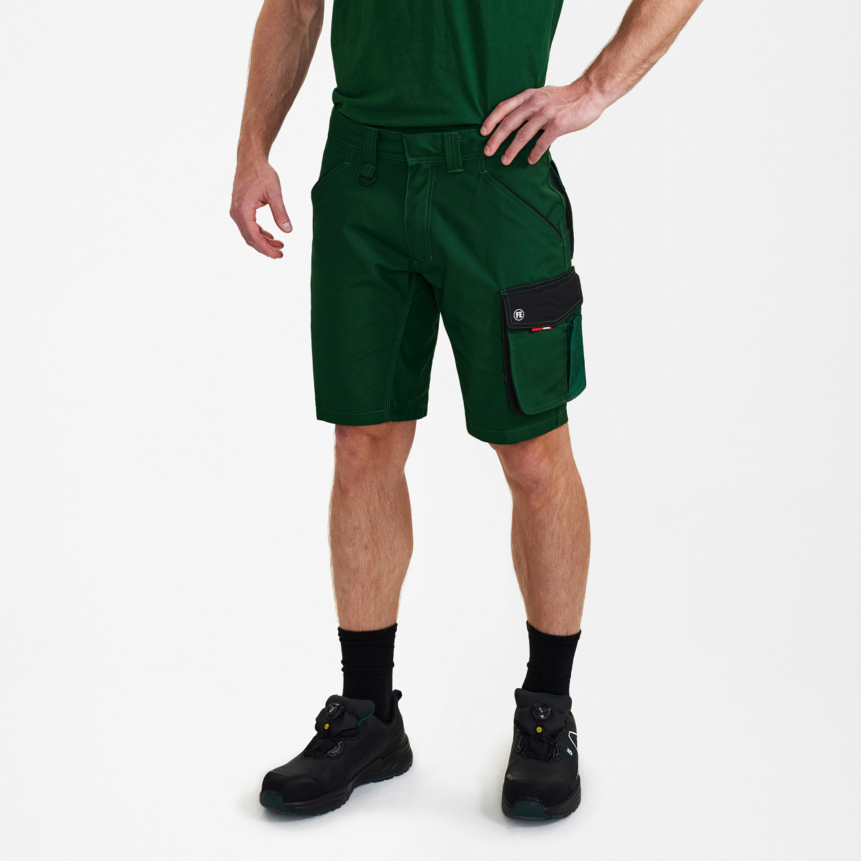 ENGEL Galaxy Shorts in Grün/Schwarz, Größe 54