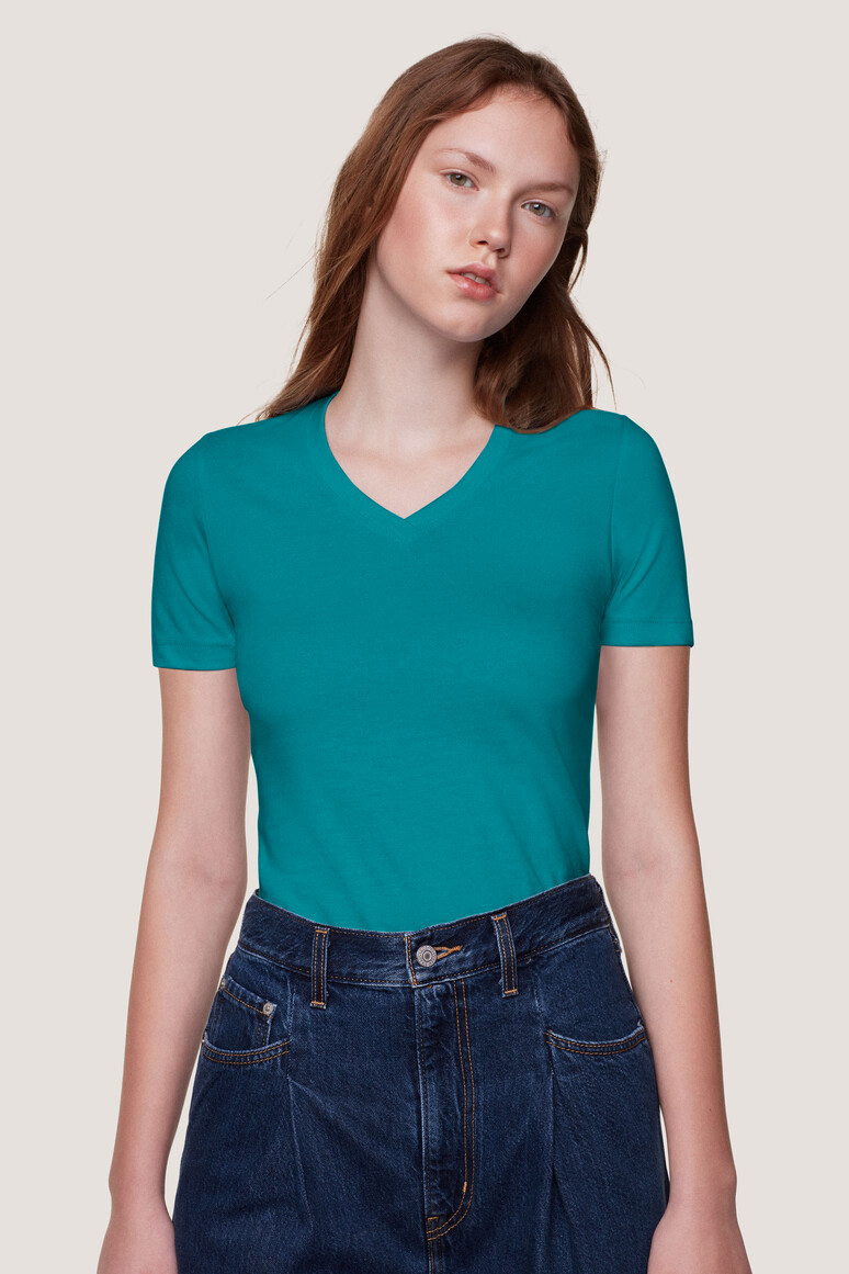 HAKRO 126 Damen V-Shirt Classic in smaragd, Größe XL