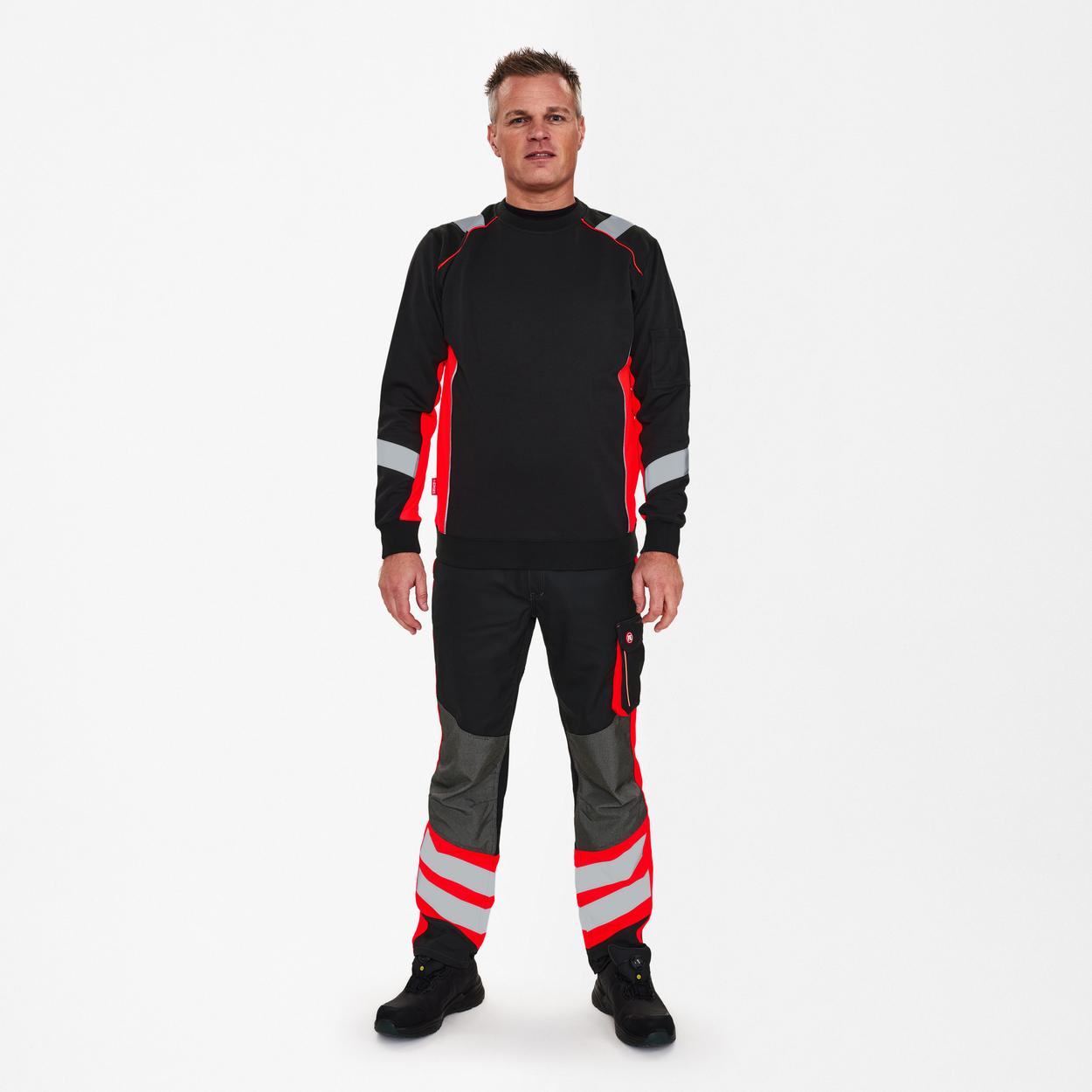 ENGEL Cargo Sweatshirt in Schwarz/Rot, Größe XS