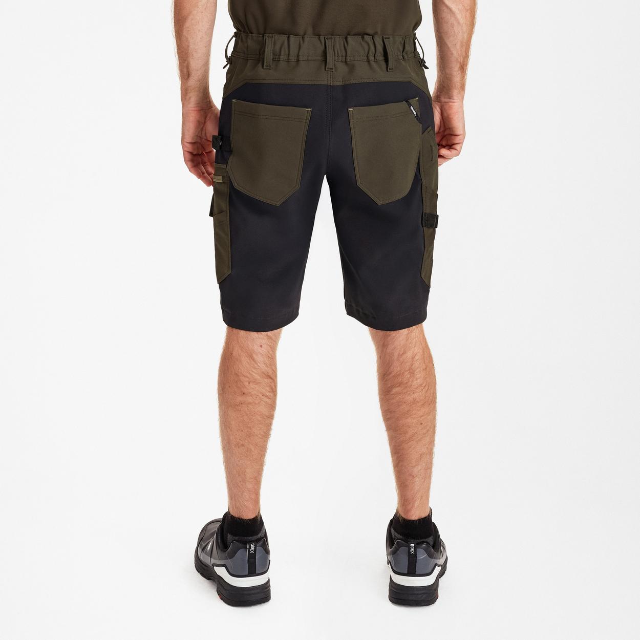 ENGEL Entire Arbeitsshorts mit 4-Wege-Stretch in Forest Green/Schwarz, Größe 54