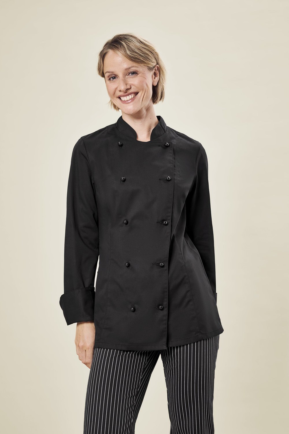 Greiff Damen-Kochjacke RF in Schwarz – Modellansicht