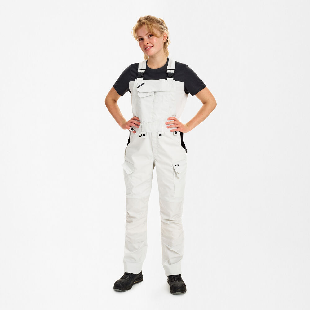 ENGEL Entire 3333-144 Damen Latzhose mit 2-Wege-Stretch in Bone White – Modellansicht