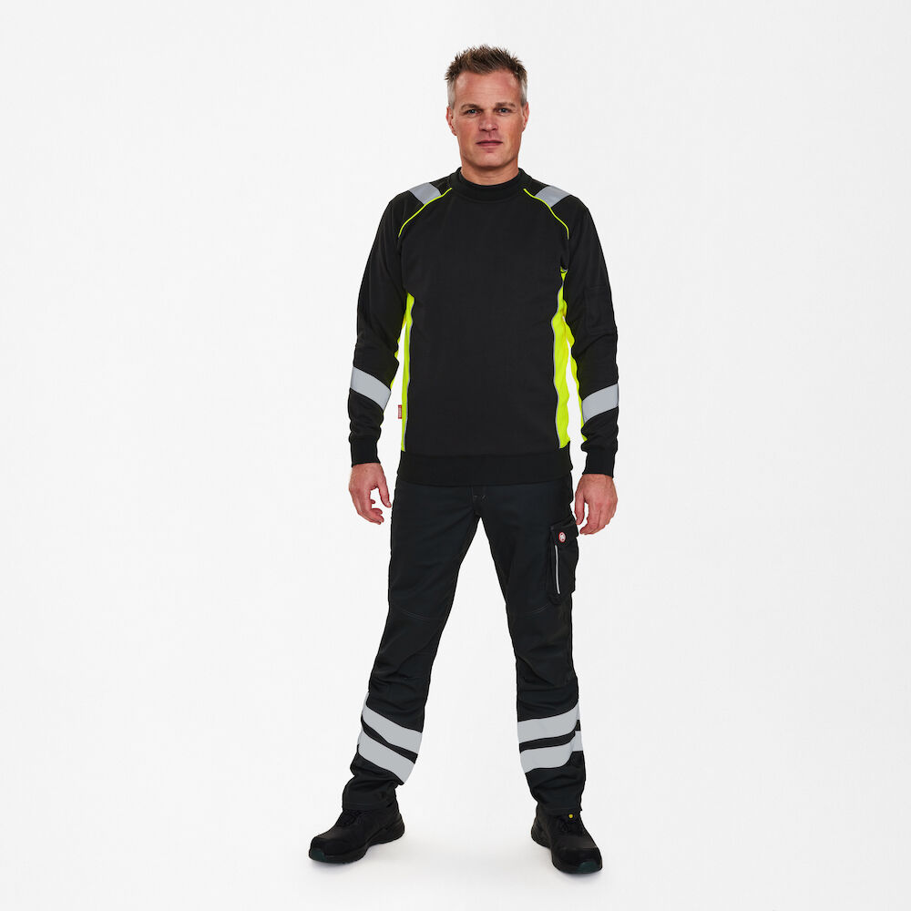 ENGEL Cargo 8871-257 Sweatshirt in Schwarz/Gelb – Modellansicht