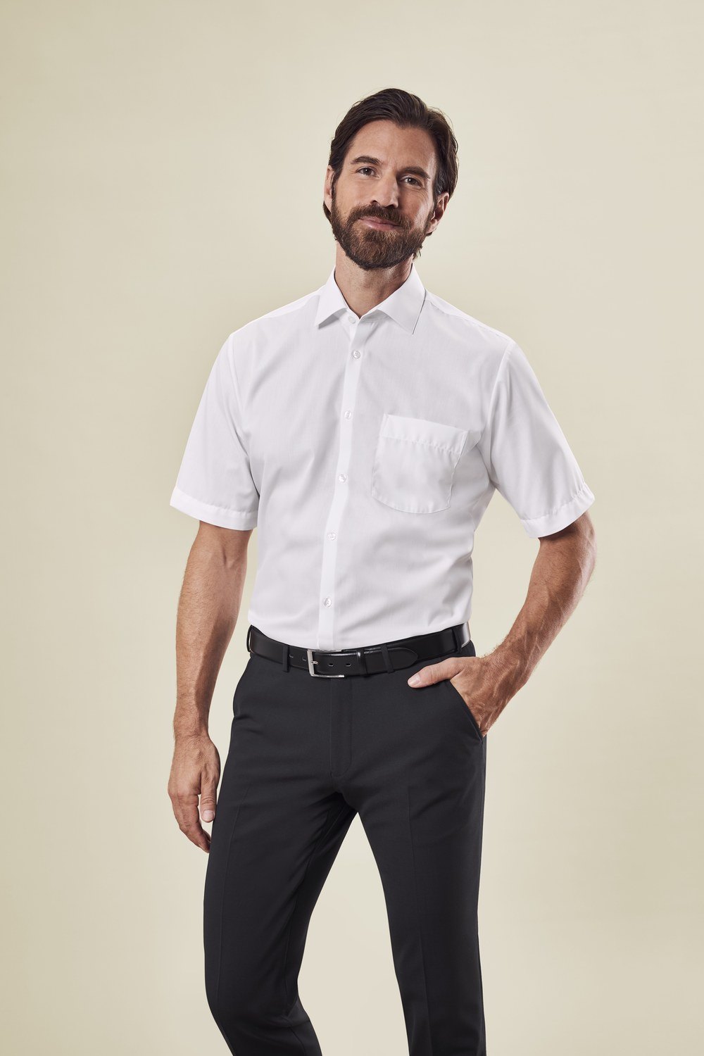 Greiff Herren-Hemd 1/2 RF Leasing in Weiß – Modellansicht