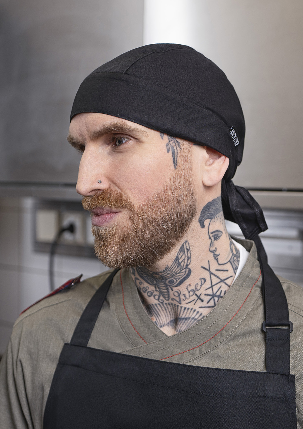 Bandana ROCK CHEF® in Schwarz – Modellansicht