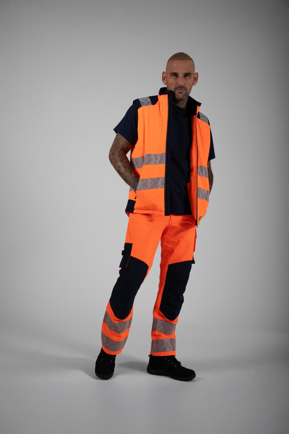 TRICORP Bodywarmer High Vis Redefined in Fluororange-Ink – Modellansicht