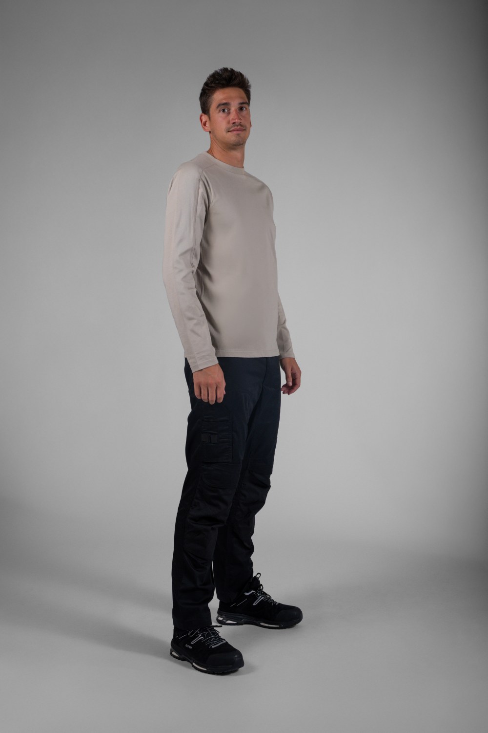 TRICORP Arbeitshose Cordura 2-Way Stretch Redefined in Black – Modellansicht