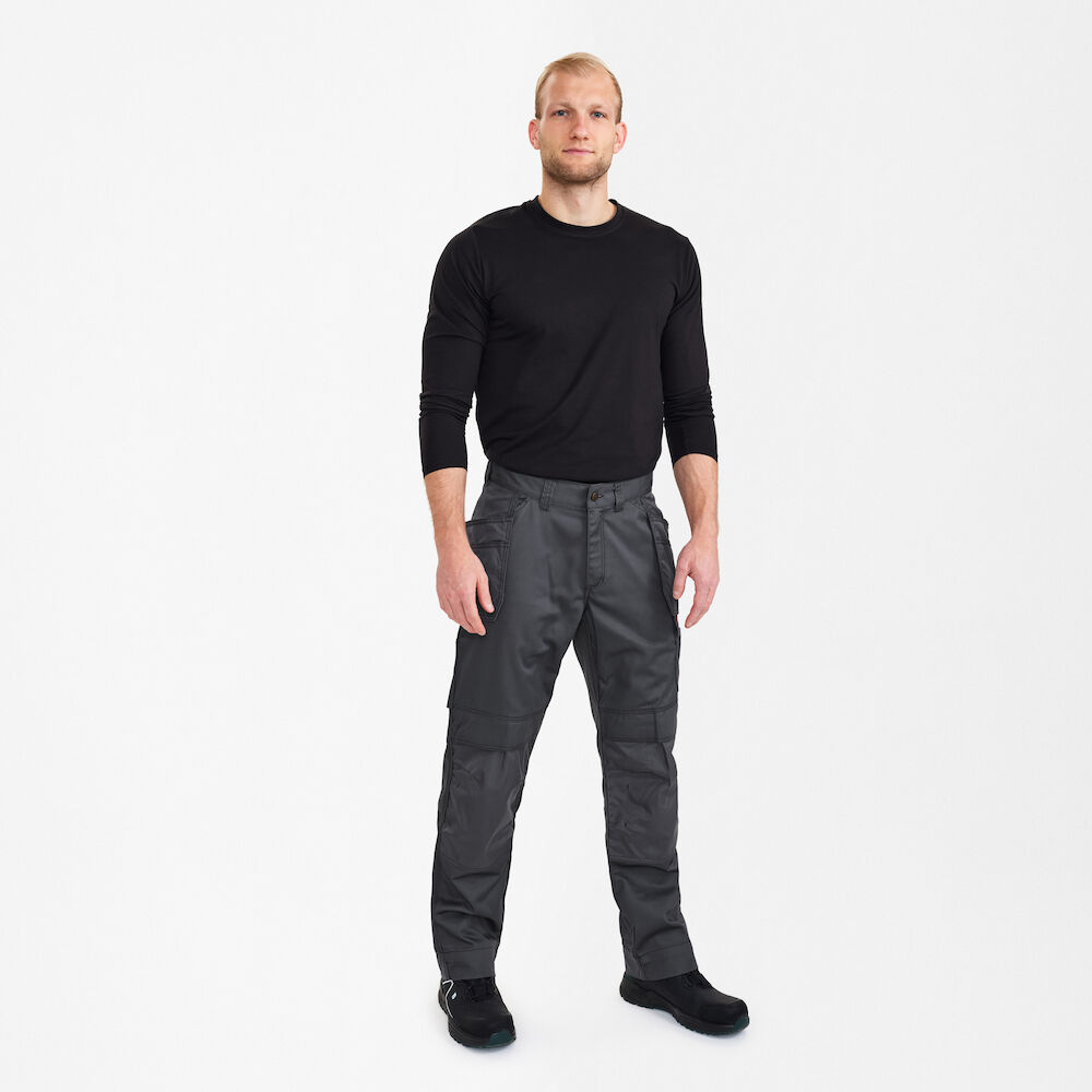 ENGEL Combat 2761-630 Arbeitshose mit Holstertaschen in Grau – Modellansicht
