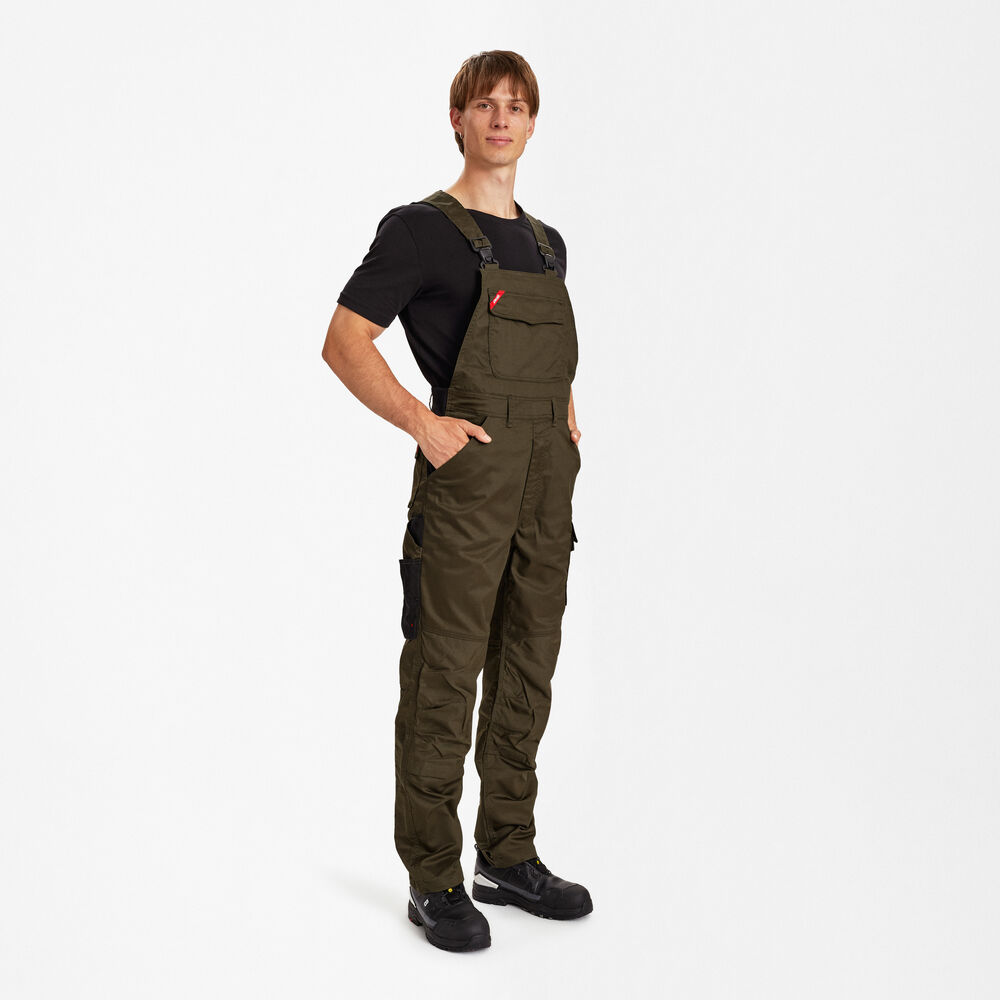 ENGEL Galaxy 3809-255 Latzhose mit 2-Wege-Stretch in Forest Green/Schwarz – Modellansicht