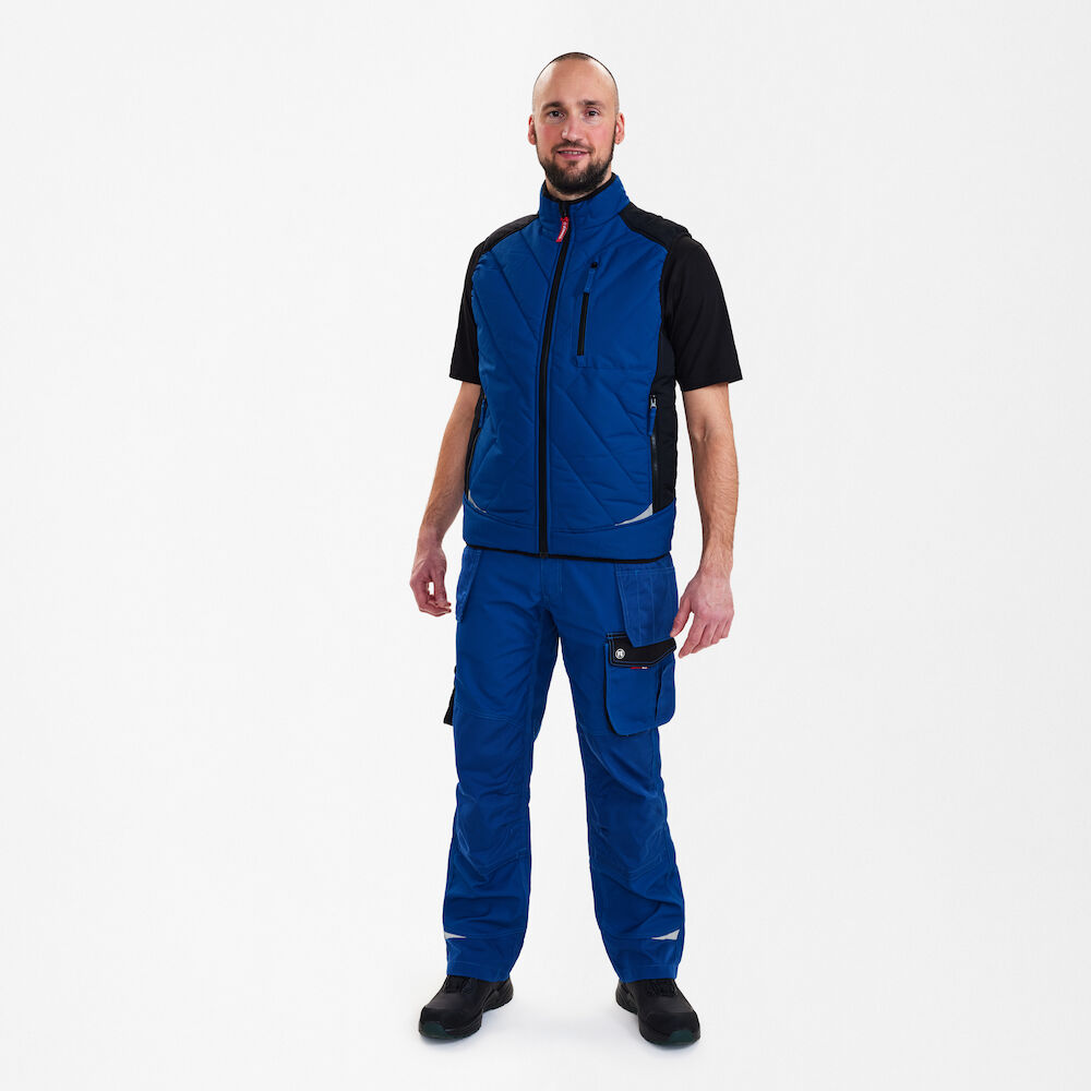 ENGEL Galaxy 5850-193 Stepp-Winterweste in Surfer Blue/Schwarz – Modellansicht