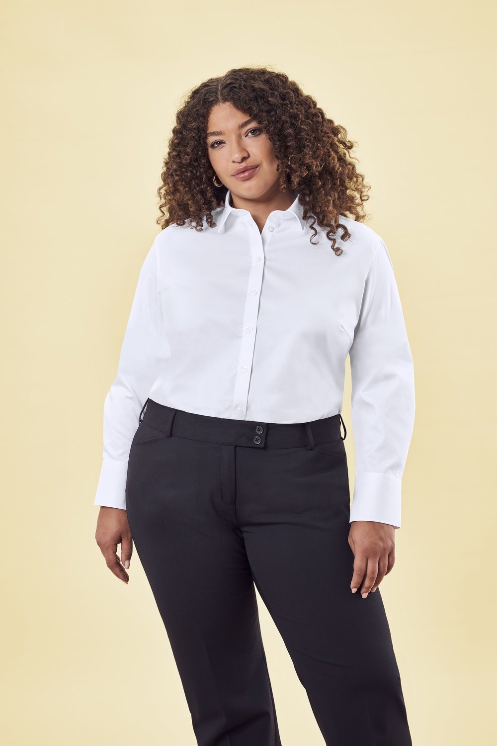 Greiff Damen-Bluse 1/1 CF Premium in Weiß – Modellansicht