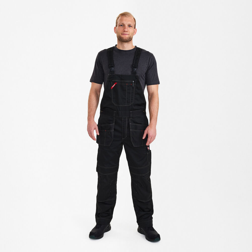 ENGEL Combat 3761-630 Latzhose mit Holstertaschen in Schwarz – Modellansicht