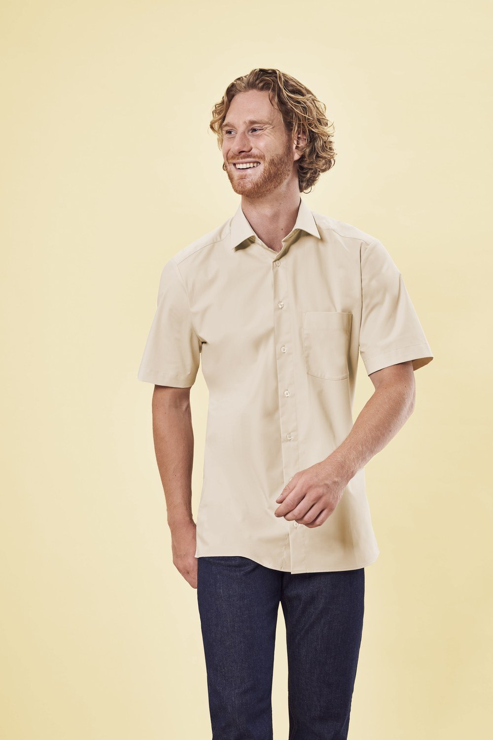 Greiff Herren-Hemd 1/2 RF Basic in Beige – Modellansicht